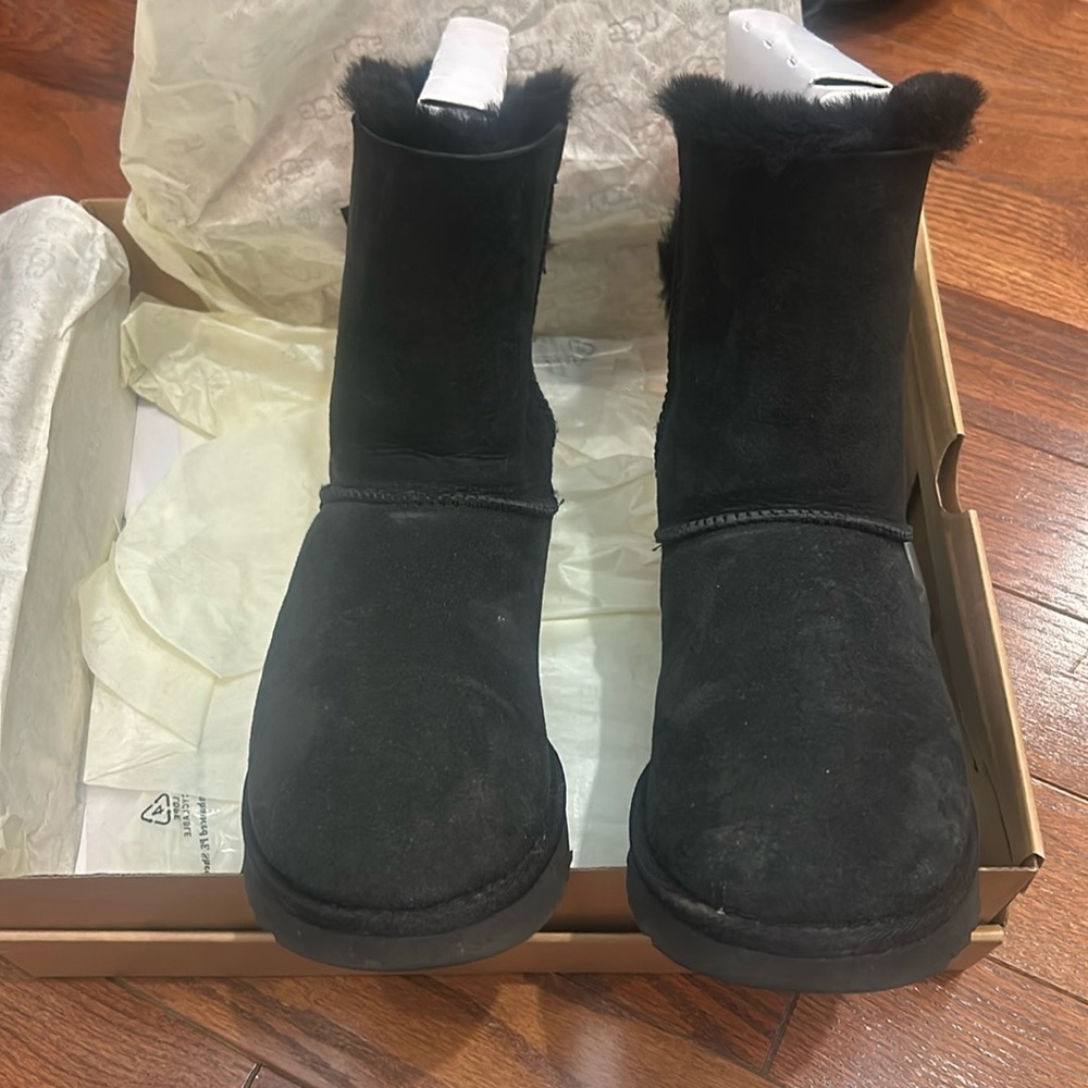 Ugg Bailey boots.  Still have life, could use a cleaning.  Price to sell.